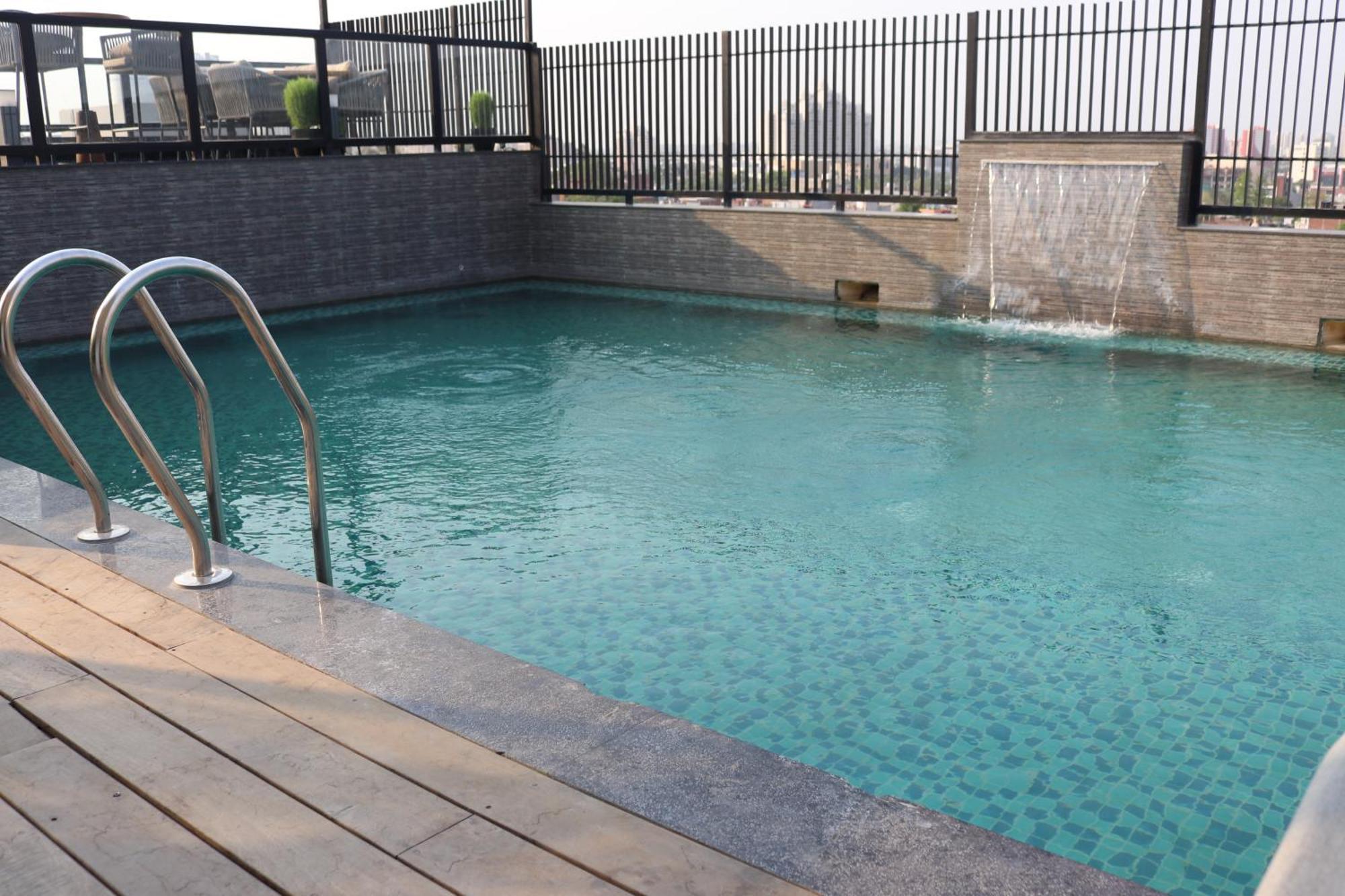 Comfort Hotel Vista Lucknow Luaran gambar